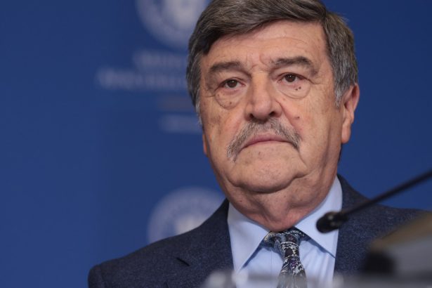 parlamentul voteaza vineri revocarea din functie a presedintelui autoritatii electorale permanente toni grebla 67c159a39c2b5