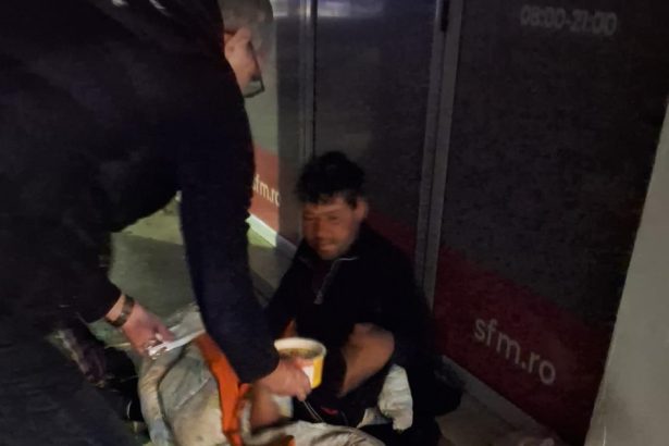 peste 100 de persoane fara adapost au fost cazate in capitala din cauza temperaturilor scazute adapostul din serban voda redeschis 67b2f8bc35535