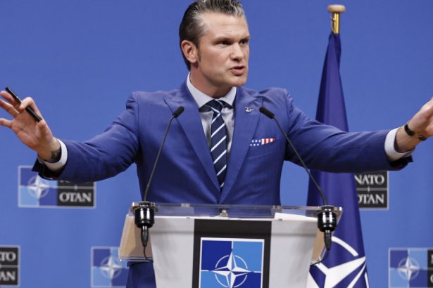 pete hegseth la nato europa trebuie sa fie responsabila pentru apararea sa nu l luati pe donald trump de fraier 67ae312b63cfb