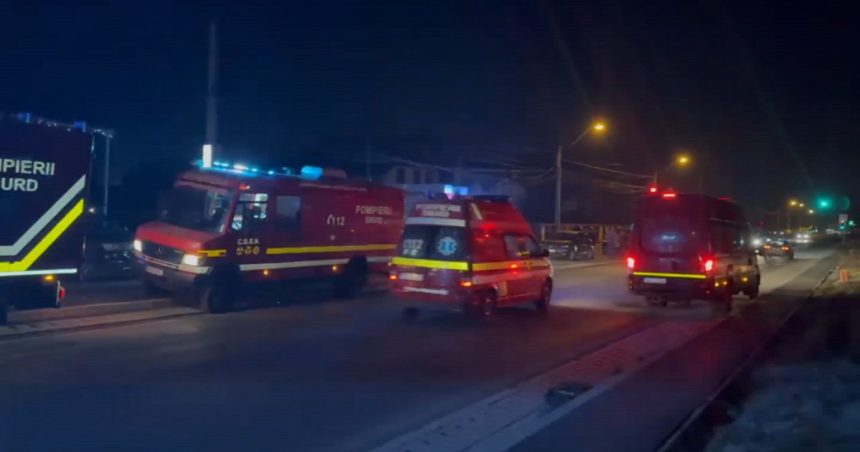 Petrecere cu alimente expirate de trei ani. Neregulile descoperite la restaurantul unde zeci de oameni au fost spitalizați. 1 petrecere cu alimente expirate de trei ani neregulile gasite la restaurantul de unde zeci de oameni au ajuns la spital 67a884f01cd52