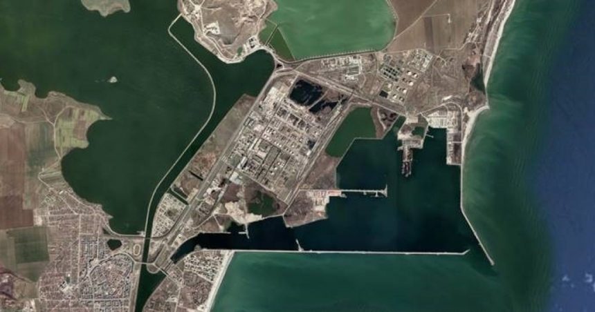 Portul Constanța se extinde cu 7,7 milioane metri pătrați de zonă liberă, conform anunțului ministrului Transporturilor. 1 portul constanta se extinde cu 77 milioane metri patrati de zona libera anuntul facut de ministrul transporturilor 67ade058c7bc4