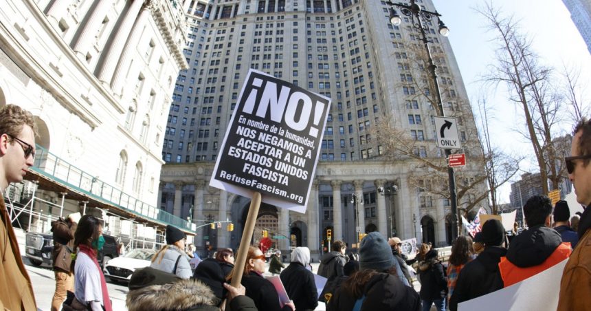 registru pentru imigrantii ilegali din sua administratia trump ii trimite la inchisoare pe cei care nu se inregistreaza 67bed2a6d9c6d