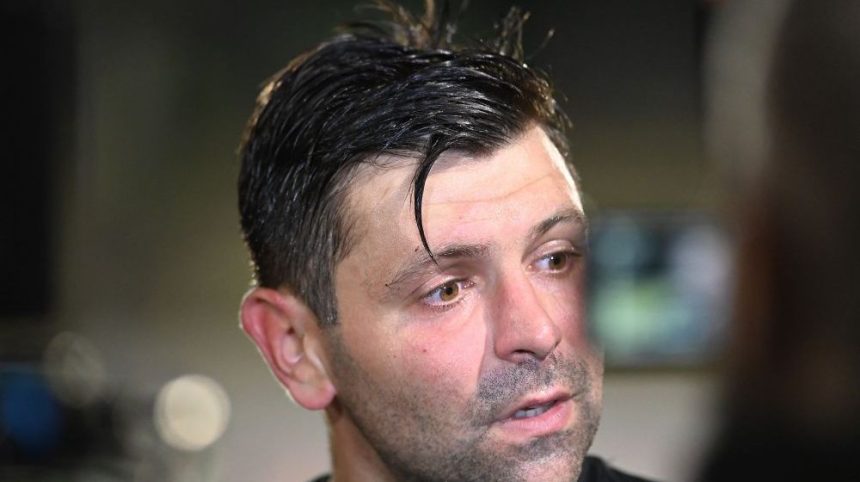 remarcatul lui raul rusescu dupa prima repriza din fcsb paok fara greseala 67b7794801d95