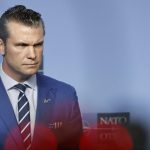 seful pentagonului il apara pe trump si spune ca negocierile cu putin pentru incheierea razboiului nu sunt o tradare a ucrainei 67adb5ce103ba
