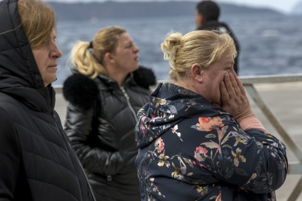 toata lumea sta ca pe ace peste 10 000 de oameni au parasit insula santorini zguduita de sute de cutremure 67a32a025e0c6