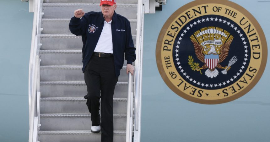 Trump își exprimă nemulțumirea față de Boeing și amenință că ar putea achiziționa avioanele Air Force One de la un alt producător. 1 trump se declara nemultumit de boeing si ameninta ca ar putea cumpara de la alt producator avioanele air force one 67b6f05f3bb3f