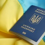 ucraina a inasprit conditiile de iesire din tara pentru barbatii intre 18 si 60 de ani 67c1e292076e5