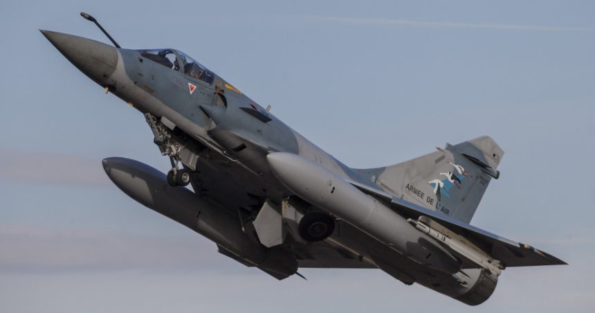 ucraina a primit primul avion de lupta mirage 2000 5 de la franta cate aparate de zbor de acest tip vor ajunge la kiev 67a4a5d80b5df