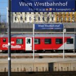 un adolescent de 14 ani pregatea un atentat la una dintre cele mai mari gari din viena cum a fost prins de politie 67b608c061e6f