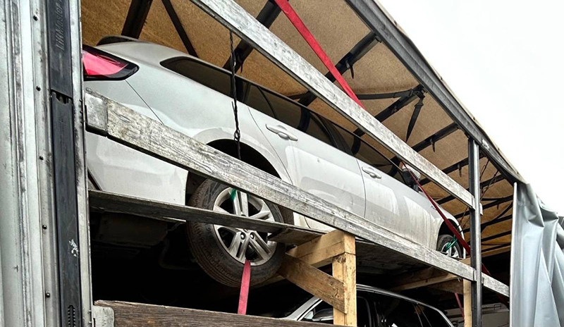 Un autoturism căutat în Suedia, descoperit în Portul Constanța, destinat exportului în Turcia. 1 un autoturism cautat in suedia descoperit in portul constanta urma sa fie exportat in turcia 67a46b455dcf8
