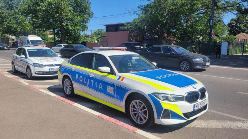 Un băiat de 13 ani din Valu lui Traian a dispărut în timpul deplasării către școală. 1 un baiat de 13 ani din valu lui traian a disparut in drum spre scoala 67ab3940bd1f6