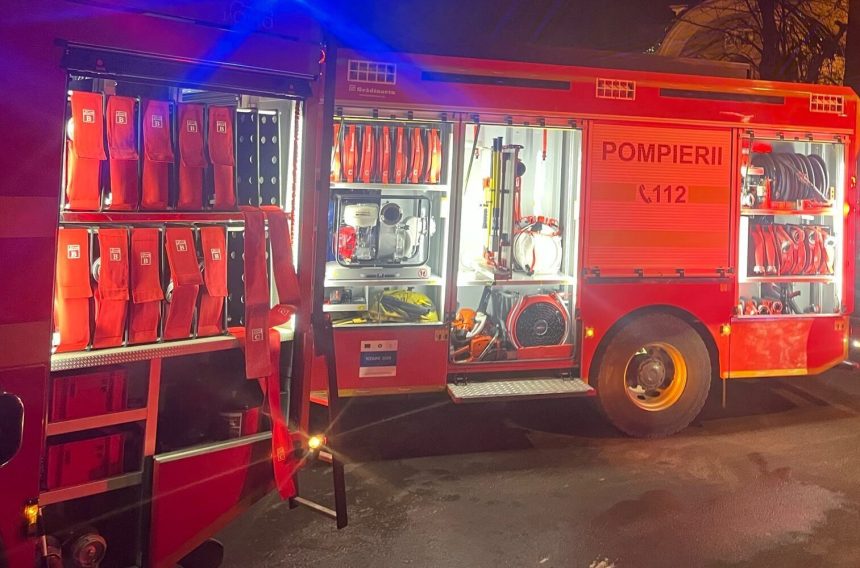 un incendiu a izbucnit intr un apartament de la etajul sapte al unui bloc de pe bulevardul alexandru lapusneanu 67aae69e81265