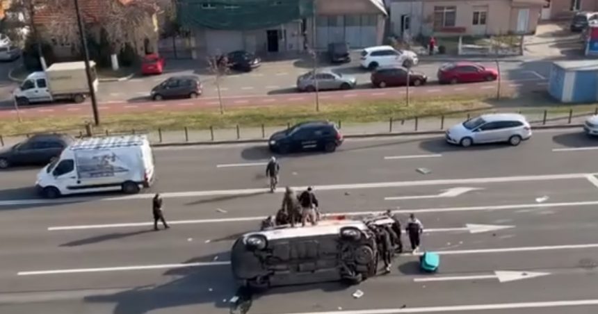 video ambulanta rasturnata de un sofer de 19 ani repusa pe roti de martorii accidentului un medic explica de ce gestul e extrem de grav 67ab8e4a2b85a