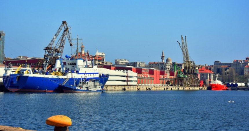 video ancheta in portul contanta spagi scrise pe biletele de hartie si telefoane tinute in portbagaj pentru a nu fi ascultate discutiile 67bd6f439a74f