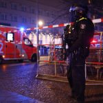 video atac la memorialul holocaustului din berlin un barbat in stare grava dupa ce a fost injunghiat 67b8eac28968c