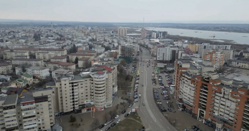 Bacăul, în topul scumpirilor imobiliare: o locuință este cu 10% mai costisitoare față de anul trecut. Cât a ajuns prețul pe metru pătrat. 1 video bacaul in topul scumpirilor imobiliare o locuinta e cu 10 mai costisitoare fata de anul trecut cat a ajuns pretul pe metru patrat 67a9076bd1f5f