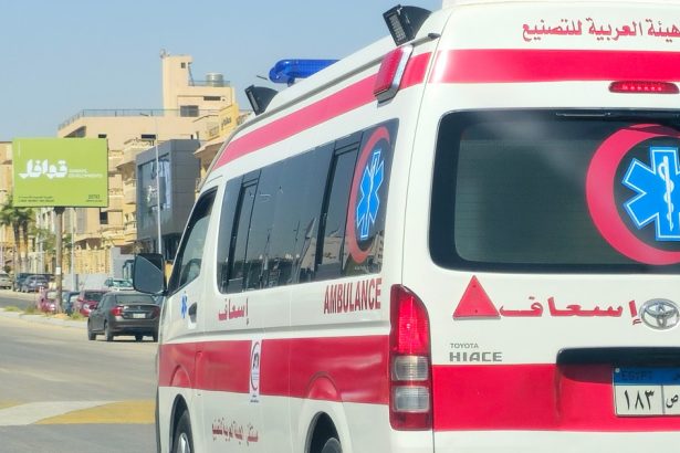 video cel putin zece persoane au murit si alte opt au fost ranite dupa ce o cladire s a prabusit in cairo 67b30d63c53e6