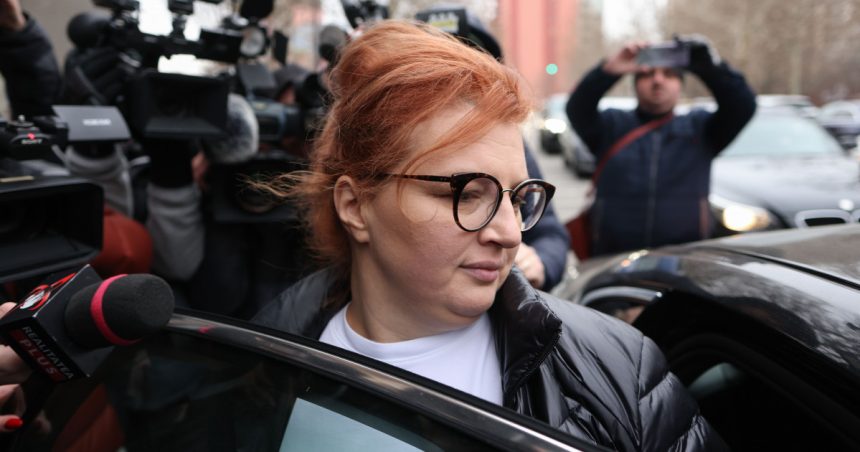 video cum ar fi protejat ioana basescu gruparea nordis martor m a pus sa semnez sa nu fac remarci negative la adresa companiei 67a784a59f276