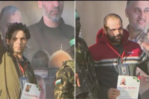 video doi ostatici israelieni au fost eliberati de hamas dupa 484 de zile in captivitate un al treilea barbat trebuie predat crucii rosii 679dceea5cb86