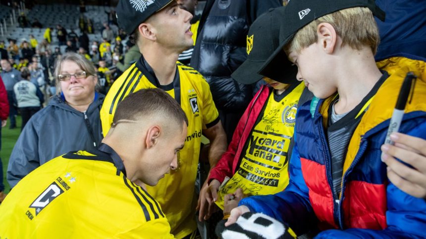video exclusiv cel mai valoros fotbalist din lume fara contract e un roman vreau sa imi incerc puterile mai aproape de casa 67b03ca659ae7