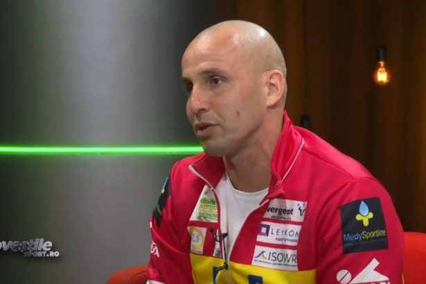 video exclusiv plateste bani grei ca sa inoate noaptea deasupra rechinilor in hawaii costurile aventurilor incredibile ale inotatorului paul georgescu 67bb2e9e68ec6