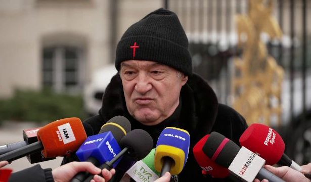 video gigi becali vrajit de un jucator de la fcsb fotbalist de fotbalist 67a0f3c62e545