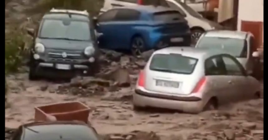 Inundaţii puternice în Sicilia: pompierii au avut peste 100 de intervenţii. Opt regiuni din sudul Italiei, sub alertă cod galben 1 video inundatii puternice in sicilia pompierii au avut peste 100 de interventii opt regiuni din sudul italiei sub alerta cod galben 67a0b8240e1a6