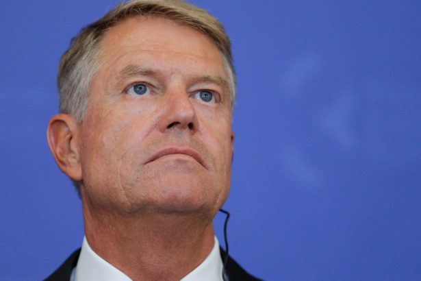 video klaus iohannis pentru a scuti romania de aceasta criza demisionez din functia de presedinte al romaniei 67a9f4f8f08de