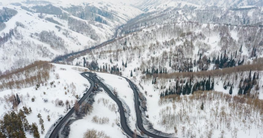 video ninge in arges iar drumarii intervin pe transfagarasan cod galben de precipitatii in mai multe judete 67a3cb93db978