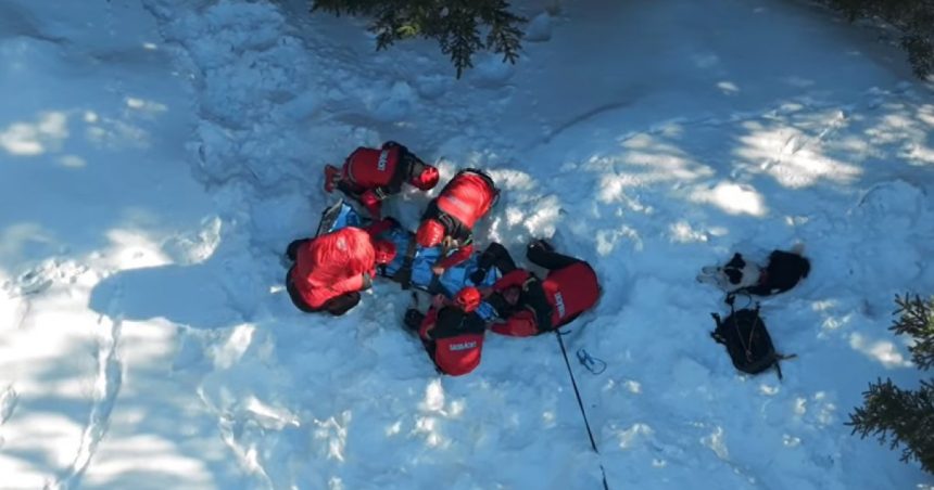 Peste 130 de persoane salvate de pe munte în ultima zi: zeci de oameni au ajuns la spital. Unde au fost cele mai multe intervenții. 1 video peste 130 de persoane salvate de pe munte in ultima zi zeci de oameni au ajuns la spital unde au fost cele mai multe interventii 67badaa332b9d