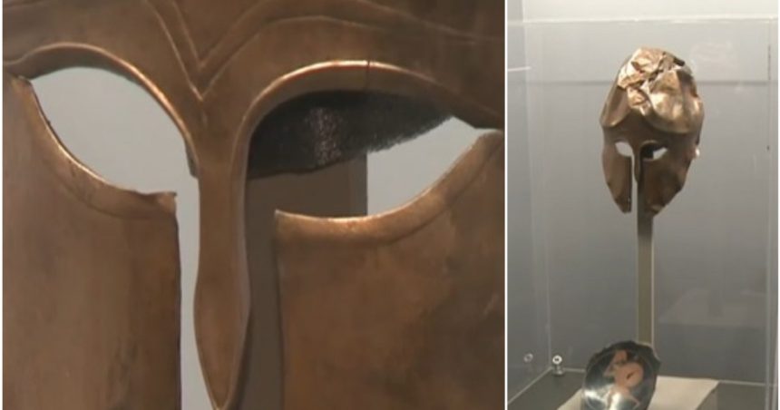 Povestea coifului de 2.500 de ani găsit în albia râului Siret și păstrat timp de 7 ani într-o pungă, în podul casei. Cum a fost recuperat 1 video povestea coifului de 2 500 de ani gasit in albia raului siret si tinut ascuns 7 ani intr o punga in podul casei cum a fost recuperat 679f043461597