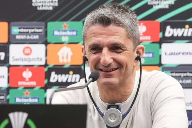 video razvan lucescu spectacol la conferinta dinaintea meciului paok fcsb te pup kostas 67acadfb09311