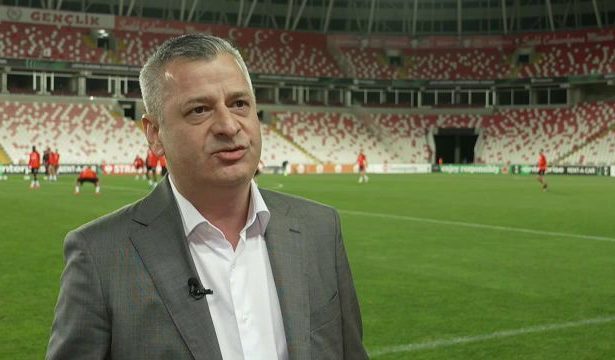 vine pancu ioan varga i a decis viitorul lui dan petrescu pe banca lui cfr cluj 67aba64fc7d71