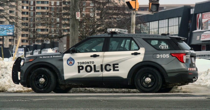 12 raniti in canada dupa ce un barbat a deschis focul la un bar din toronto 67cc017b2e8fc