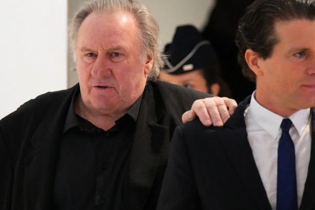 a inceput procesul in care gerard depardieu este acuzat de viol ce pedeapsa risca daca va fi gasit vinovat 67e28013092d9