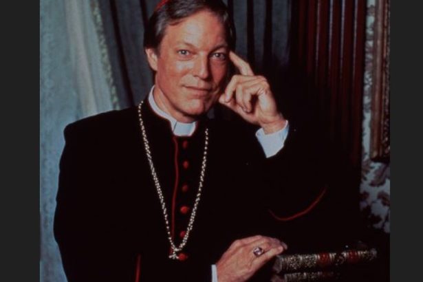 a murit actorul richard chamberlain celebru pentru rolurile din pasarea spin si shogun 67e962028fdc6