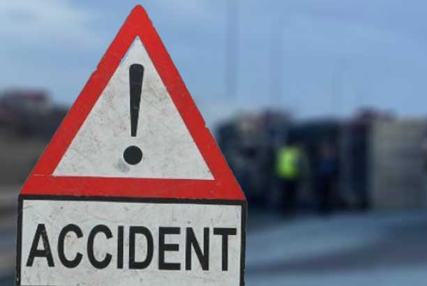 accident rutier pe a4 la iesirea din ovidiu un autotren incarcat cu porci s a rasturnat 67db30dd1d5a1