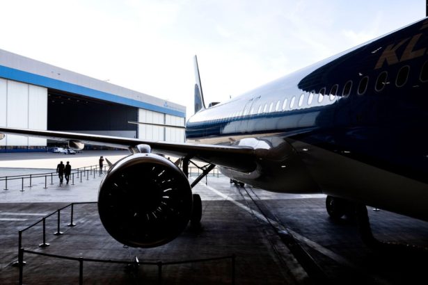 airbus si boeing se pregatesc sa accelereze productia de avioane si testeaza materiale plastice in procesul de fabricatie 67e3b30637796