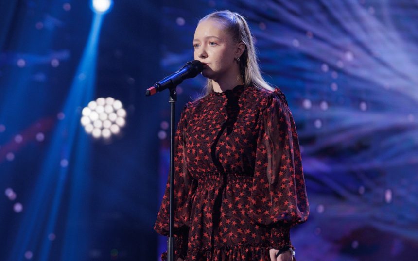 alexia tudose tanara cu bratele reatasate in urma unui accident aparitie la romanii au talent 2025 ce a zis andra cand a vazut o 67d4170159e2f