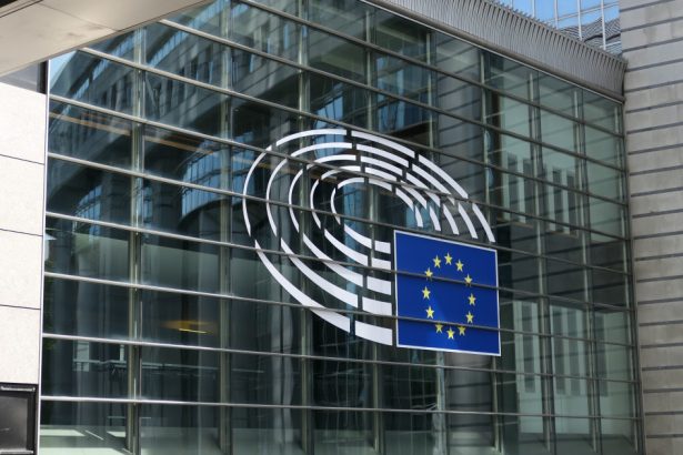 ancheta de coruptie la parlamentul european zeci de perchezitii in belgia si portugalia este vizata compania chineza huawei 67d2df8c1c4f3