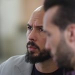 Andrew Tate răspunde la vestea anchetei penale împotriva sa și a fratelui său Tristan în Florida: „Comunism absolut” 2 andrew tate reactioneaza la vestea ca el si fratele sau tristan sunt anchetati penal in florida comunism absolut 67c809b361e81
