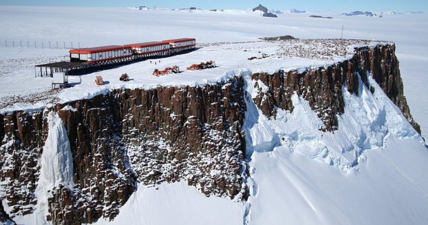 „Atacatorul” de la stația de cercetare din Antarctica a fost reevaluat psihologic. Cauzele conflictului cu membrii echipei. 1 atacatorul de la statia de cercetare din antarctica este reevaluat psihologic de la ce a pornit conflictul cu membrii echipei 67da93f62a55b