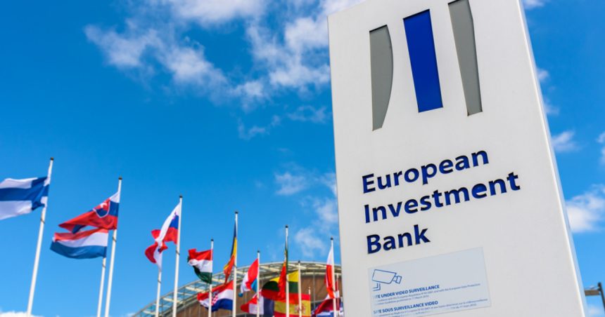 banca europeana de investitii va ridica limitele pentru finantarea proiectelor din sectorul de aparare 67c77d127b6bc