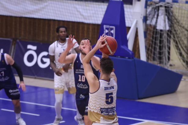 baschetbalistii de la csm constanta au suferit au zecelea esec consecutiv in campionat 67cebd9e44950