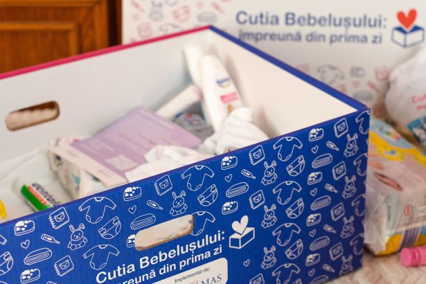 bebelusul aruncat in hazna dupa nastere este un luptator a primit un nume iar comunitatea s a mobilizat sa il ajute 67e30a95ee8cd