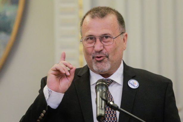 bec a sesizat procurorii cu privire la semnaturile depuse de candidatul independent john ion banu muscel 67d586ed79177