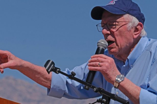 bernie sanders devine tot mai popular criticand conducerea statelor unite cum poate fi invins trump 67e2e5d56b1f1