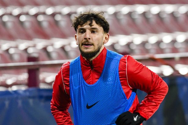 cainii au strigat ca l vor la dinamo si ianis stoica le a dat raspunsul 67c60efc2b21e