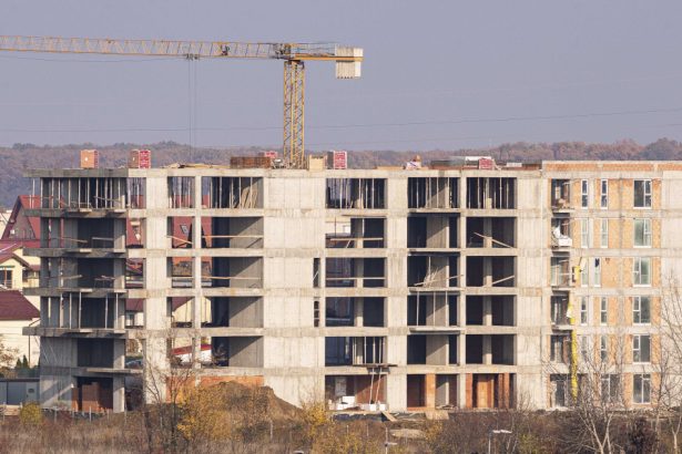 ce obligatii ar putea avea dezvoltatorii imobiliari proiect de lege pentru protejarea clientilor analizat de parlamentari 67d95ce6a6256