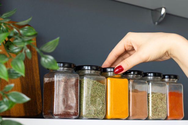 ce termen de valabilitate au condimentele cand expira si cum se depoziteaza corect ierburile aromatice uscate 67d65c1c3d9ca